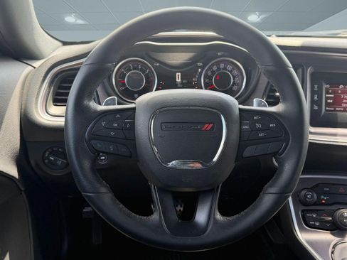Used 2016 Dodge Challenger R/T RWD image 14