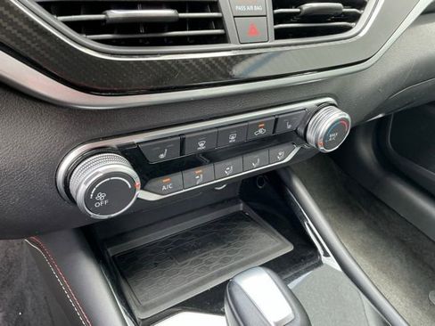 Used 2023 Nissan Altima 2.5 SR w/ SR Premium Package AWD/4WD image 24