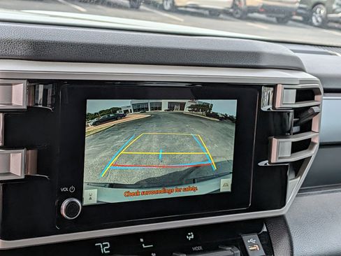 Used 2026 Toyota Tundra SR5 w/ SR5 Convenience Package AWD/4WD image 33