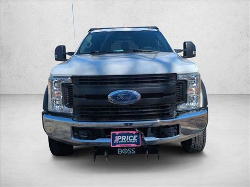 Used 2019 Ford F450 XL w/ XL Value Package image 2