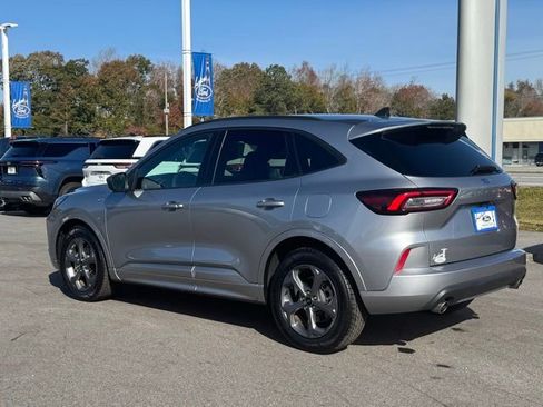 Used 2024 Ford Escape ST-Line image 3