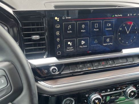 Used 2023 GMC Sierra 1500 SLT w/ SLT Convenience Package image 2