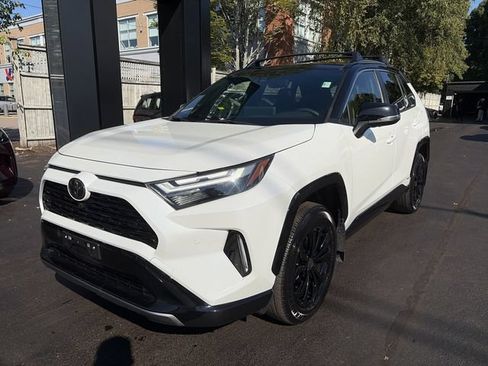 Used 2025 Toyota RAV4 XSE w/ Advanced Technology Package AWD/4WD image 1
