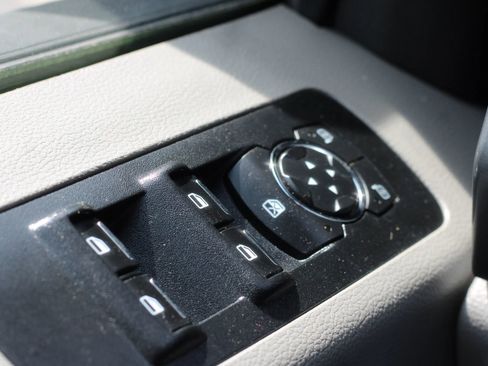 Used 2017 Ford F150 XLT image 21