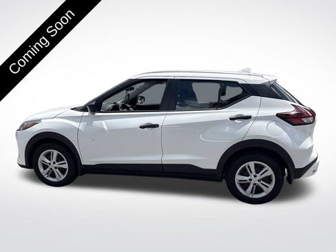 Used 2025 Nissan Kicks Play S FWD image 8