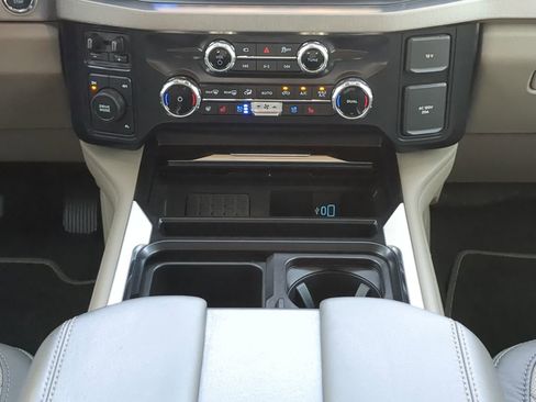 Used 2026 Ford F350 Platinum w/ Platinum Plus Package image 17