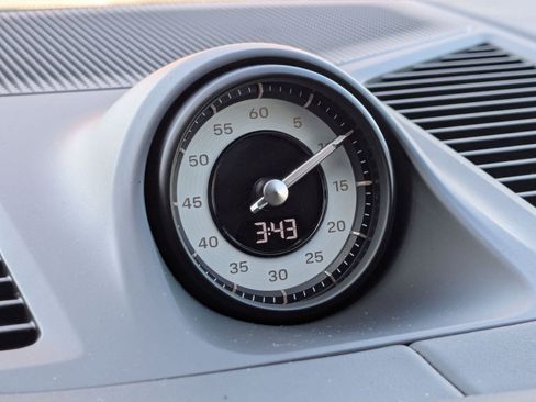 New 2026 Porsche Cayenne Turbo image 21