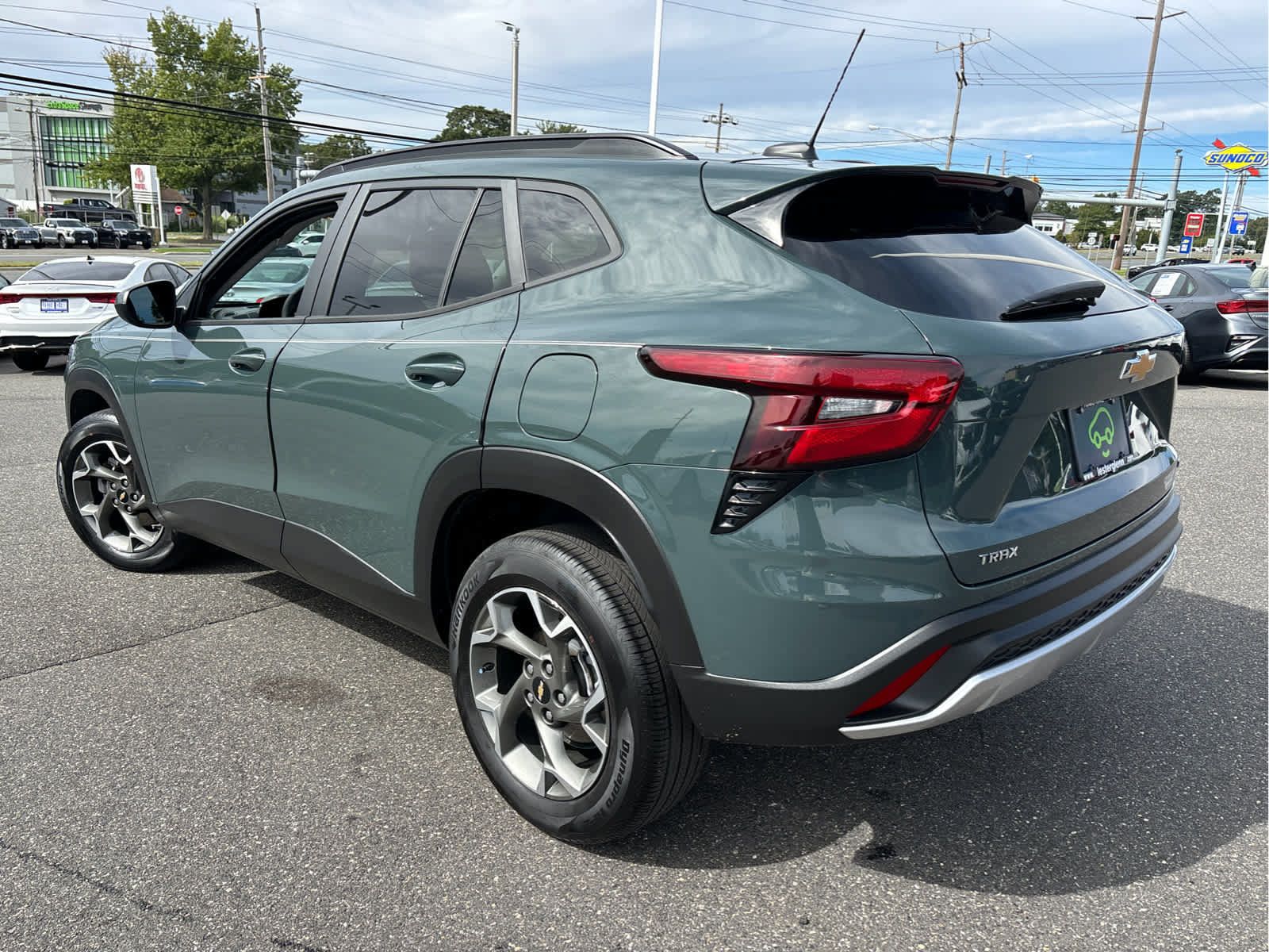 Used 2025 Chevrolet Trax LT FWD image 27