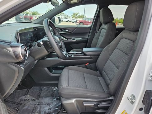 Used 2026 Chevrolet Equinox LT image 20