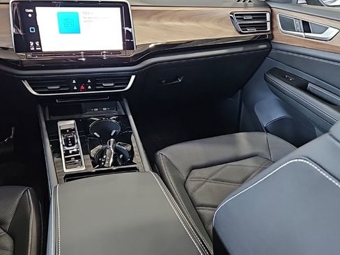 New 2026 Volkswagen Atlas SE FWD image 27