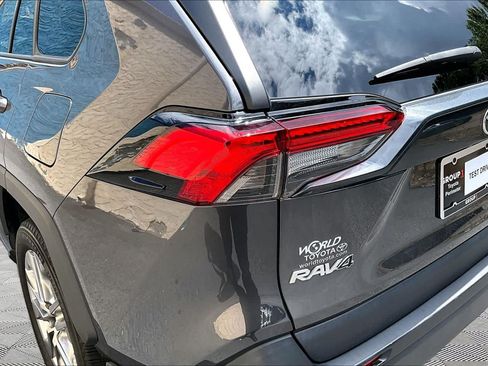 Used 2023 Toyota RAV4 XLE Premium FWD image 29