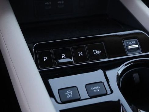 Certified 2025 Nissan Murano SV FWD image 20