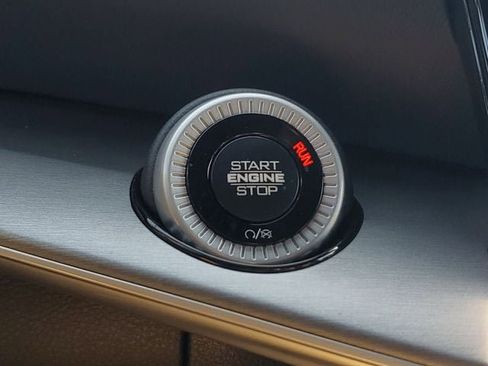 New 2026 Jeep Grand Wagoneer L Limited image 35