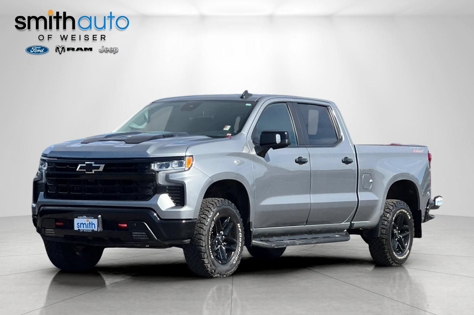 Used 2023 Chevrolet Silverado 1500 LT Trail Boss w/ LT Trail Boss Premium Package AWD/4WD image 9