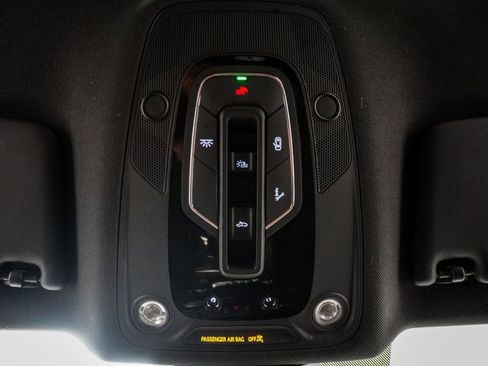 Used 2022 Audi SQ5 Prestige w/ Prestige Package image 46