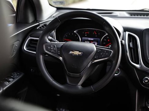 Used 2020 Chevrolet Equinox LT w/ Sport Edition FWD image 28