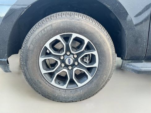 Used 2024 Ford Expedition Max XLT AWD/4WD image 31