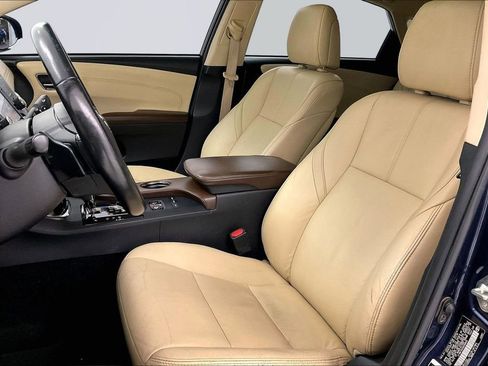 Used 2016 Toyota Avalon XLE Premium image 18