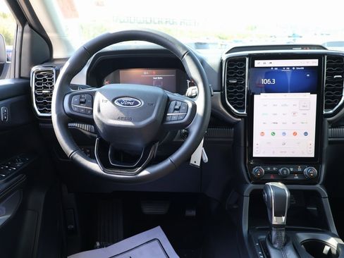 New 2025 Ford Ranger XLT w/ Equipment Group 301A High image 18