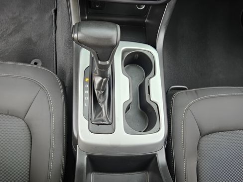 Used 2021 Chevrolet Colorado LT AWD/4WD image 15