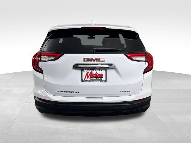 Used 2022 GMC Terrain SLE AWD/4WD image 4