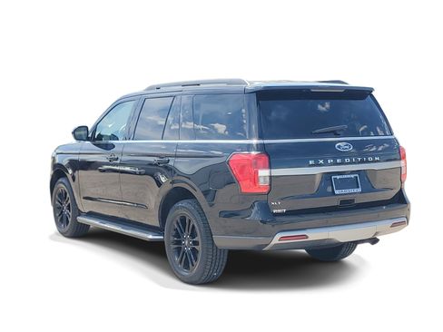 Used 2023 Ford Expedition XLT AWD/4WD image 4