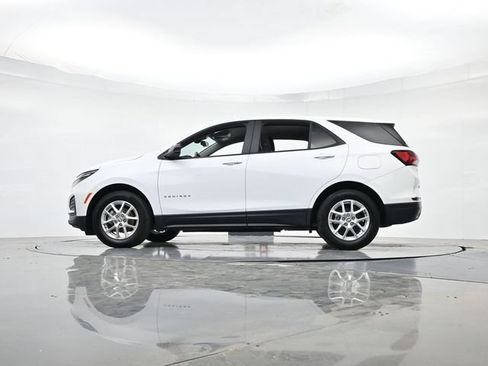 Used 2024 Chevrolet Equinox LS w/ LS Convenience Package FWD image 36