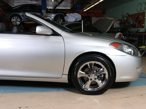 Used 2006 Toyota Solara SLE FWD image 15