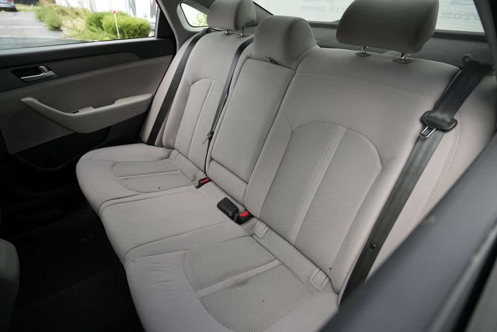 Used 2017 Hyundai Sonata SE FWD image 21