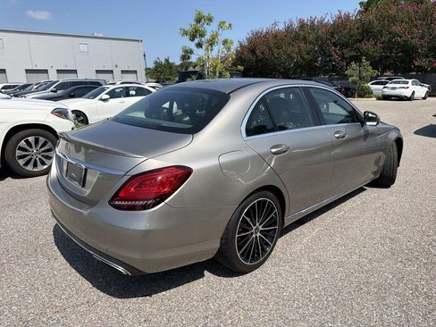 Used 2019 Mercedes-Benz C 300 Sedan image 7