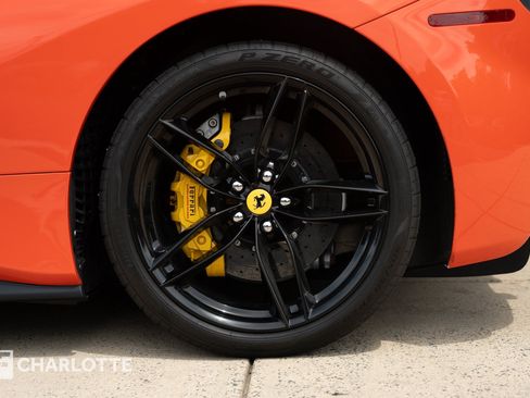 Used 2016 Ferrari 488 GTB RWD image 11