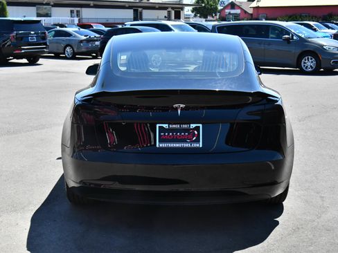 Used 2020 Tesla Model 3 Standard Range RWD image 7