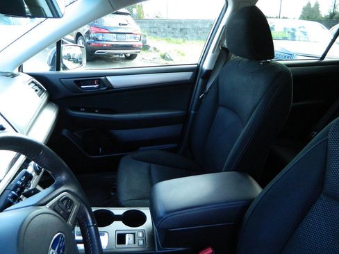 Used 2017 Subaru Outback 2.5i Premium w/ Popular Package #2 image 13