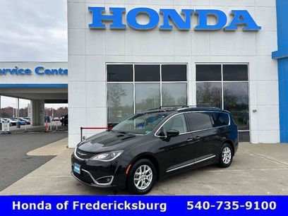 Used 2020 Chrysler Pacifica Touring-L w/ Advanced Safetytec Group