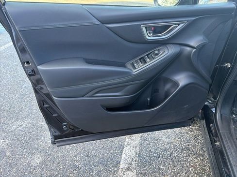 Used 2023 Subaru Forester Premium image 35