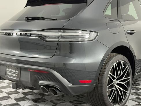 Certified 2026 Porsche Macan AWD/4WD image 13
