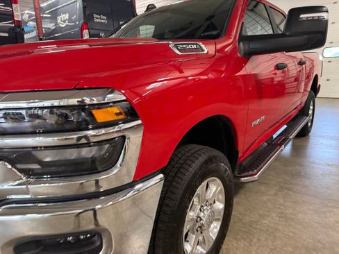 Used 2026 RAM 2500 Big Horn AWD/4WD image 37
