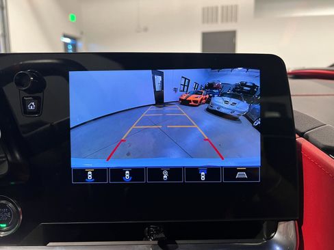 Used 2021 Chevrolet Corvette Stingray Preferred Cpe w/ Battery Protection Package image 18