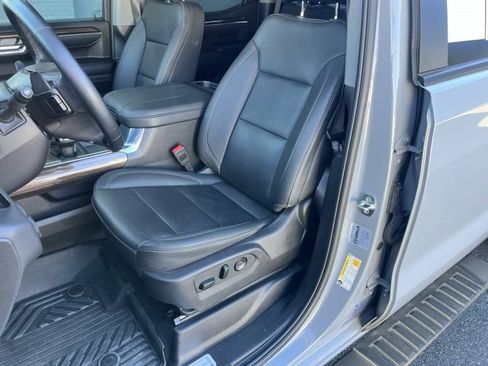 Used 2025 Chevrolet Silverado 1500 RST w/ Convenience Package II image 16