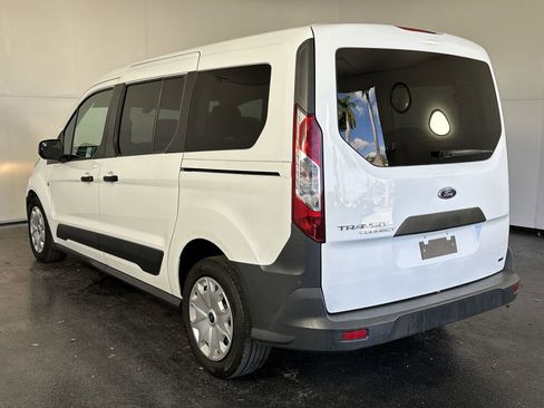 Used 2016 Ford Transit Connect XL image 9