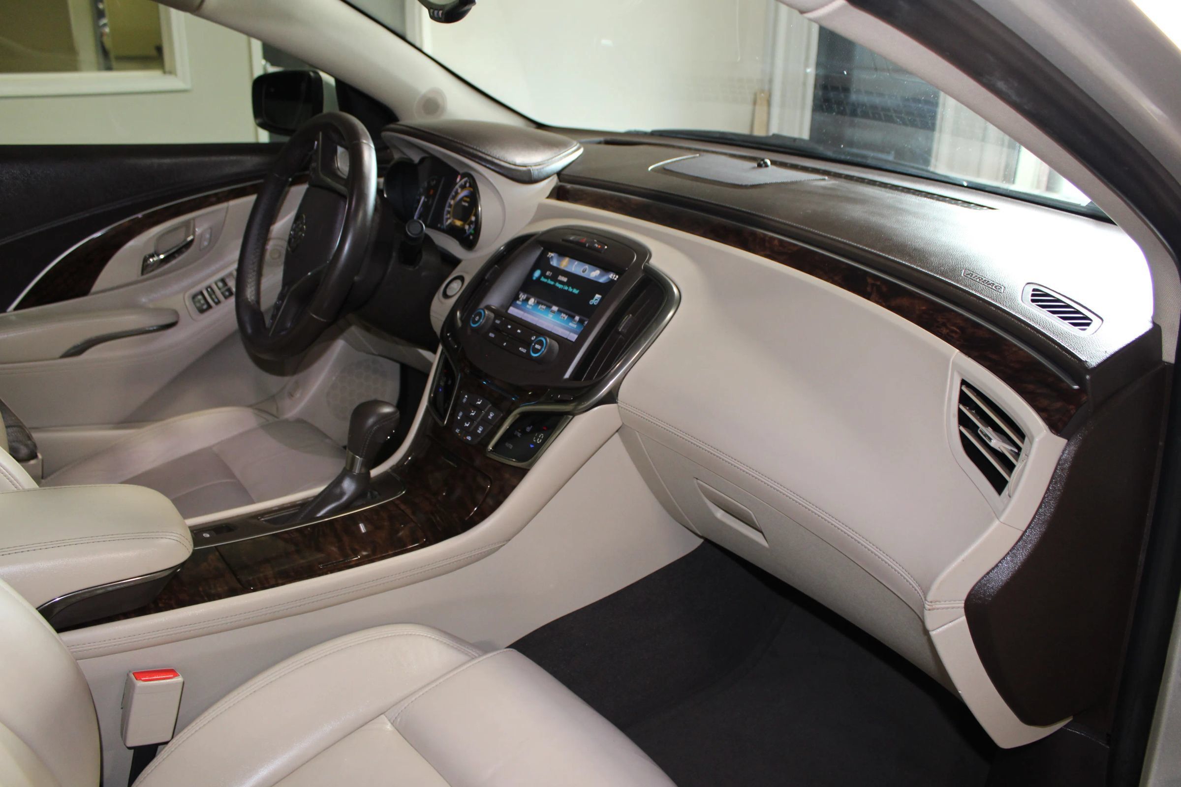 Used 2016 Buick LaCrosse Sport Touring w/ Experience Buick Package FWD image 26