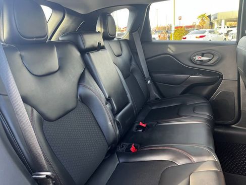 Used 2020 Jeep Cherokee Trailhawk w/ Cold Weather Group image 25