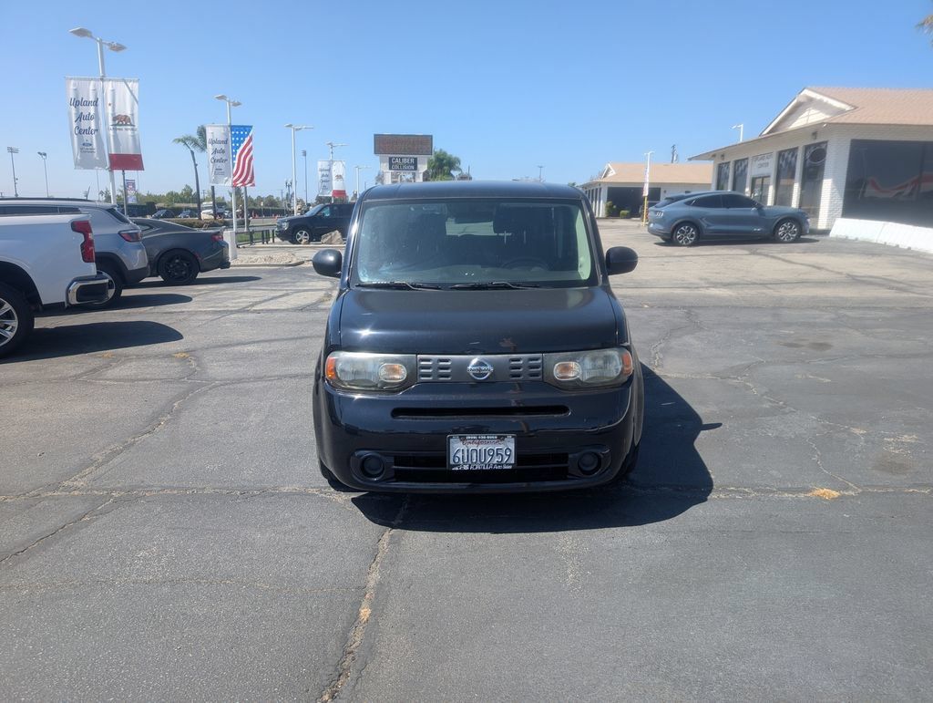 Used 2011 Nissan Cube 1.8 S w/ Interior Designer Pkg FWD image 5