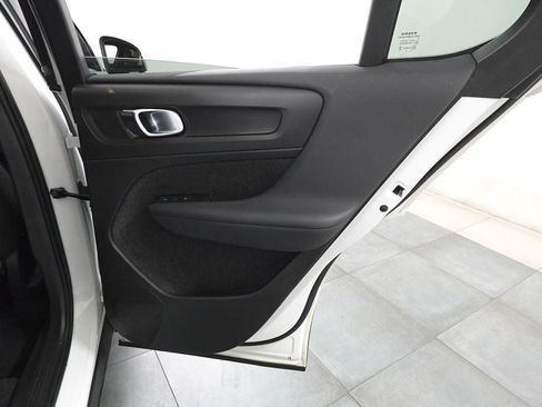 Used 2023 Volvo C40 P8 Recharge Plus AWD/4WD image 30
