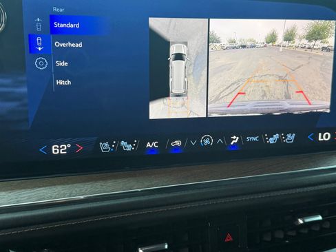 Used 2025 Chevrolet Suburban High Country image 18