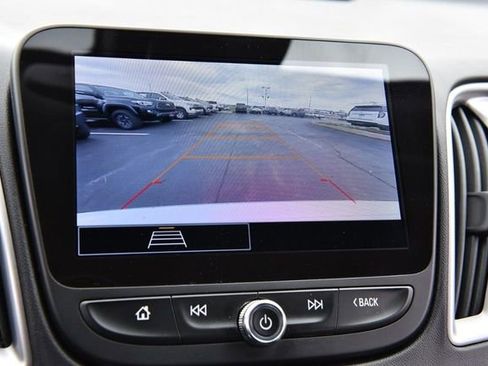 Used 2023 Chevrolet Malibu LT image 11