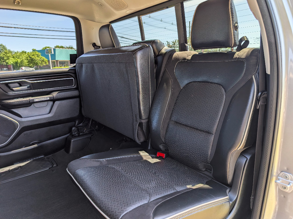 Used 2022 RAM 1500 Laramie AWD/4WD image 17