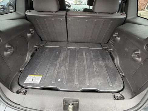 Used 2010 Chevrolet HHR LT image 20