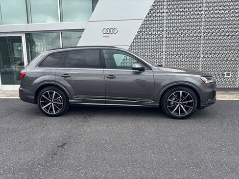 Certified 2024 Audi Q7 3.0T Prestige AWD/4WD image 2