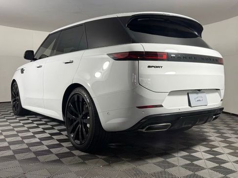 New 2026 Land Rover Range Rover Sport Dynamic SE AWD/4WD image 4
